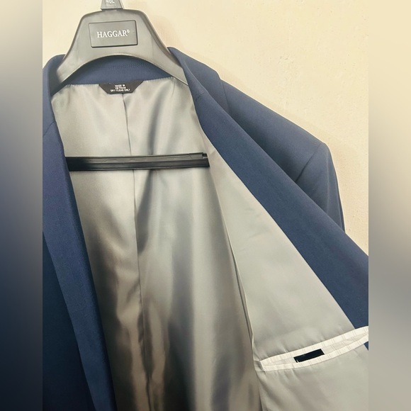 Haggar Men's Travel Performance Tailored Fit Suit coat 46L - Picture 6 of 8